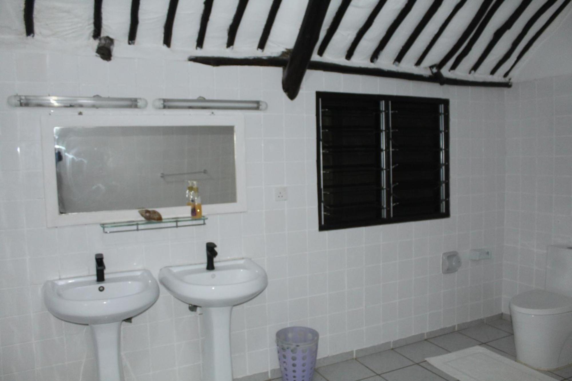 Blessing Holiday Homes - Diani Beach Luaran gambar